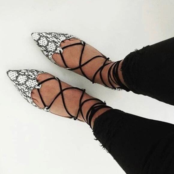 RAYE REVOLVE Black White Two Tone Snakeskin Toe Lace Up Ballet Flats Shoes 36 - Picture 4 of 13